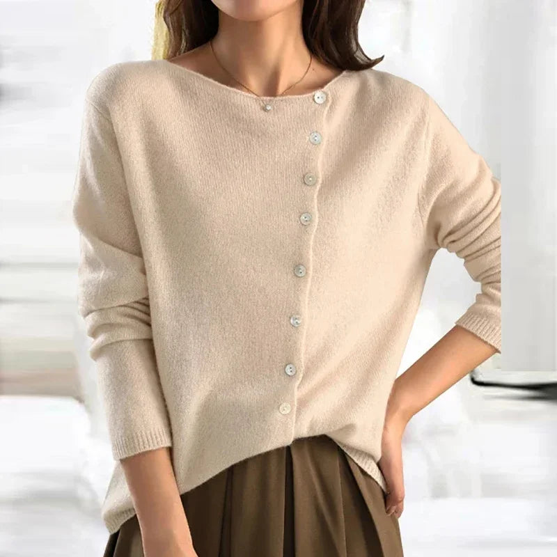 OLIVIA | Elegant Knitted Garments